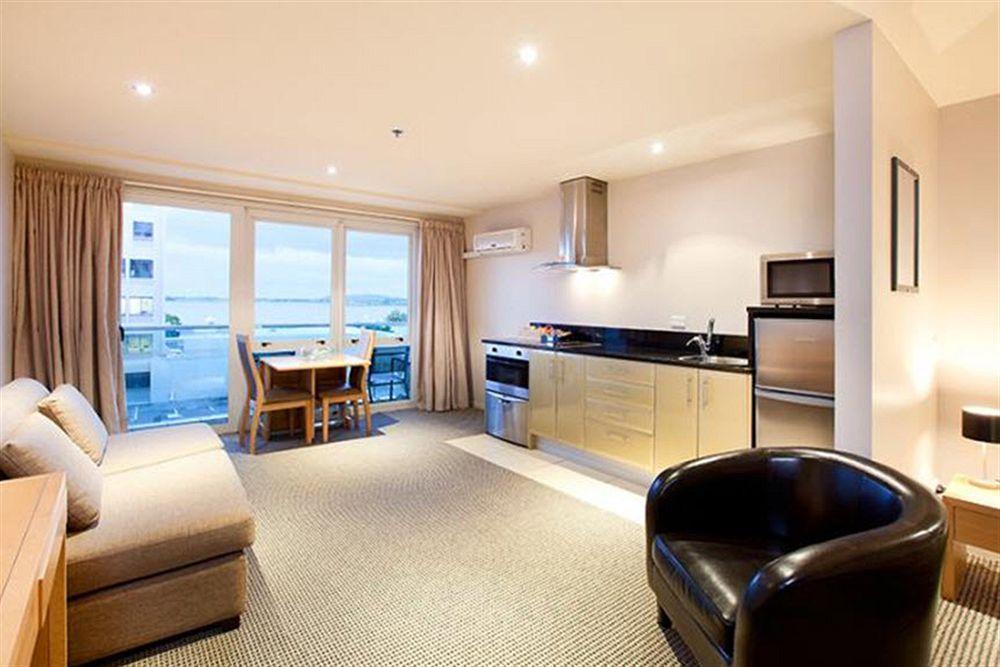 Quest On Durham Aparthotel ตาอูรังกา ภายนอก รูปภาพ