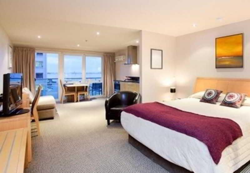 Quest On Durham Aparthotel ตาอูรังกา ภายนอก รูปภาพ