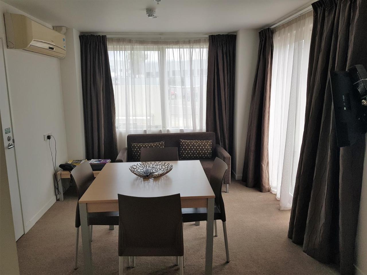 Quest On Durham Aparthotel ตาอูรังกา ภายนอก รูปภาพ