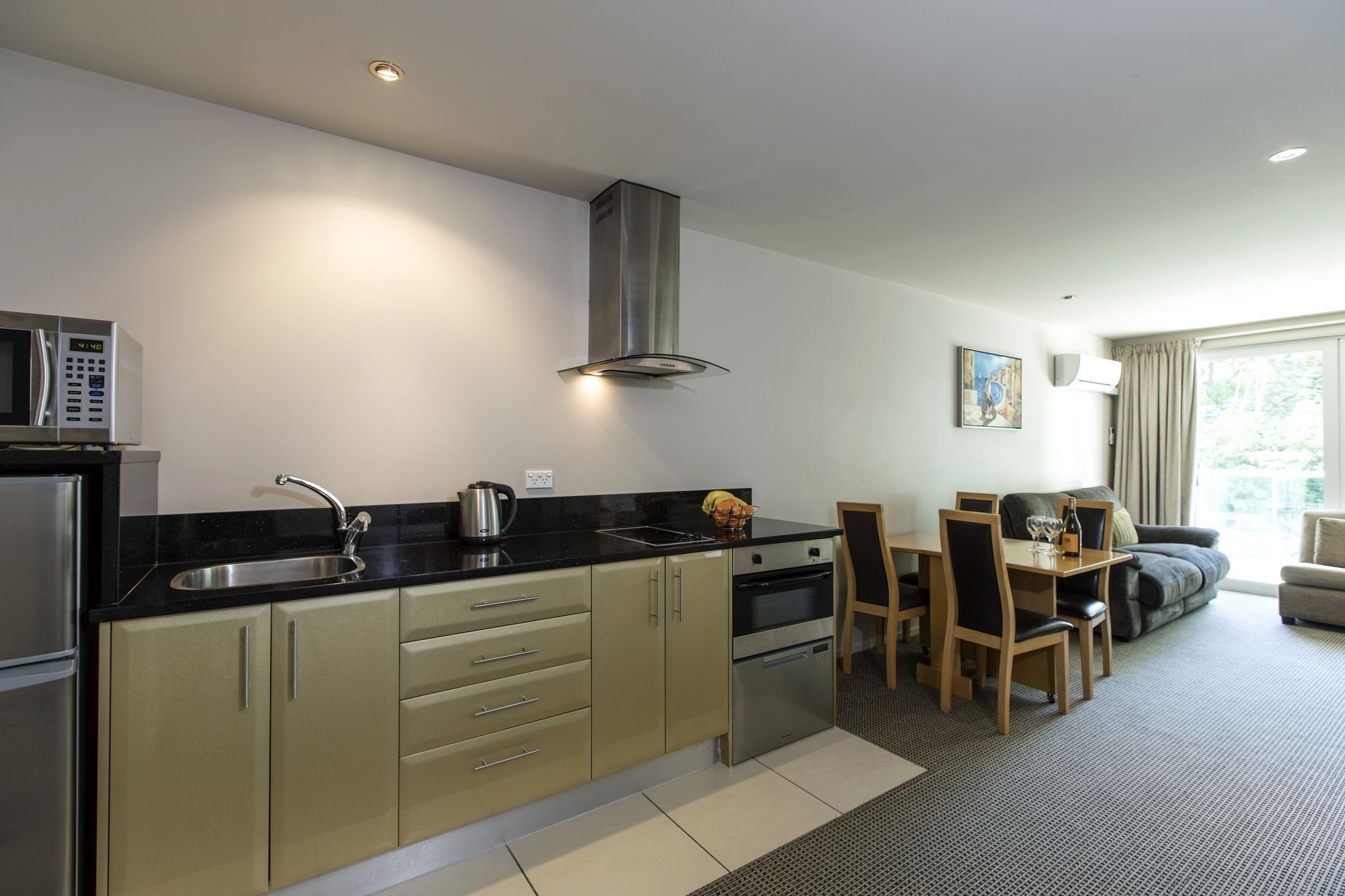 Quest On Durham Aparthotel ตาอูรังกา ภายนอก รูปภาพ