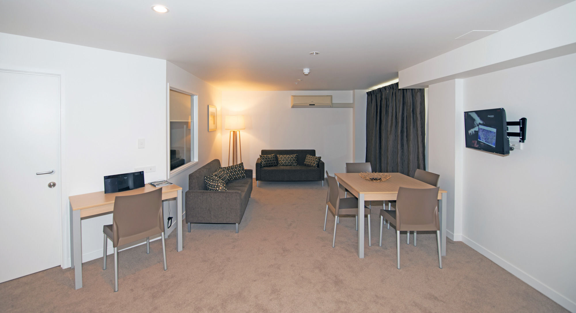 Quest On Durham Aparthotel ตาอูรังกา ภายนอก รูปภาพ