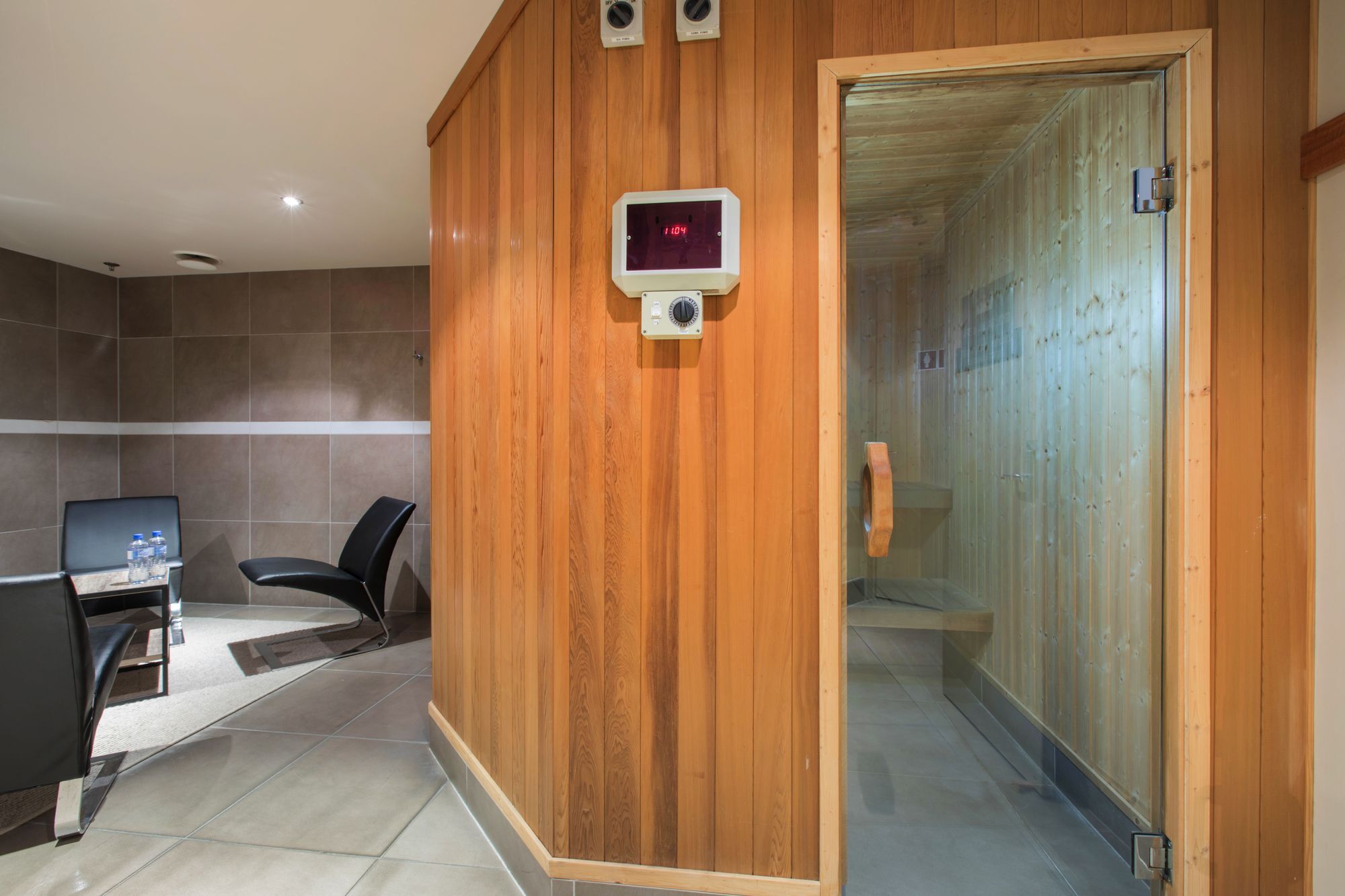 Quest On Durham Aparthotel ตาอูรังกา ภายนอก รูปภาพ
