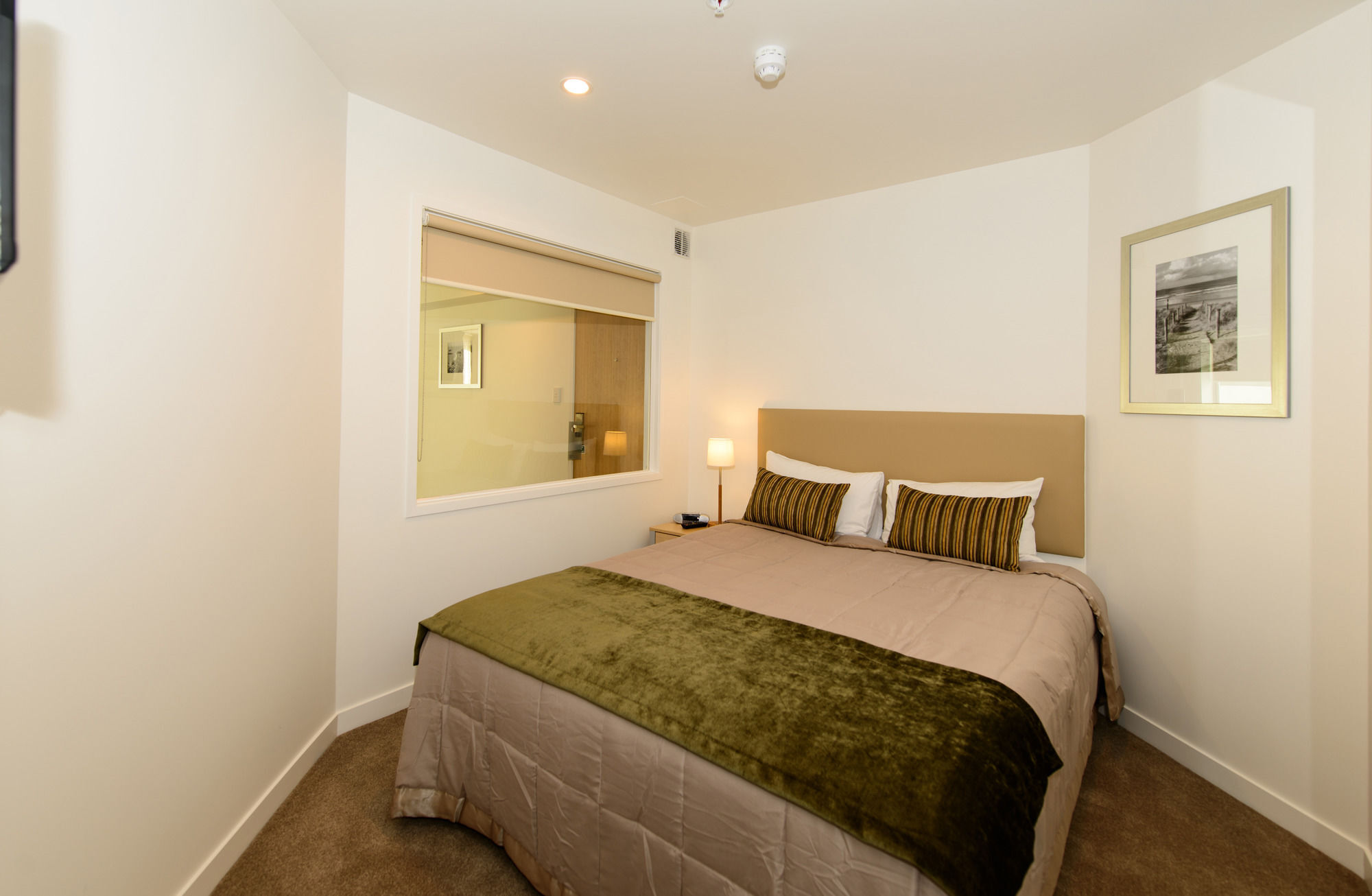 Quest On Durham Aparthotel ตาอูรังกา ภายนอก รูปภาพ